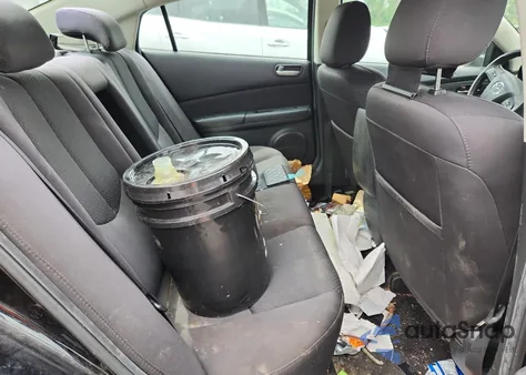 2012 Mazda 6 I z USA, uszkodzony, nr VIN 1YVHZ8BH8C5M42181